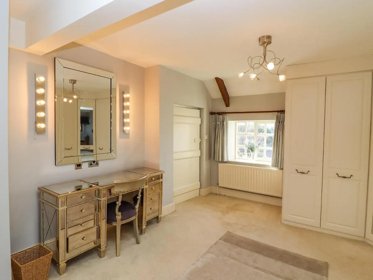 Garden Cottage Doncaster